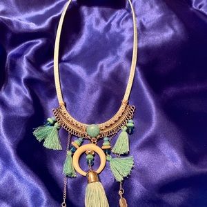 2 sets of fashion necklace